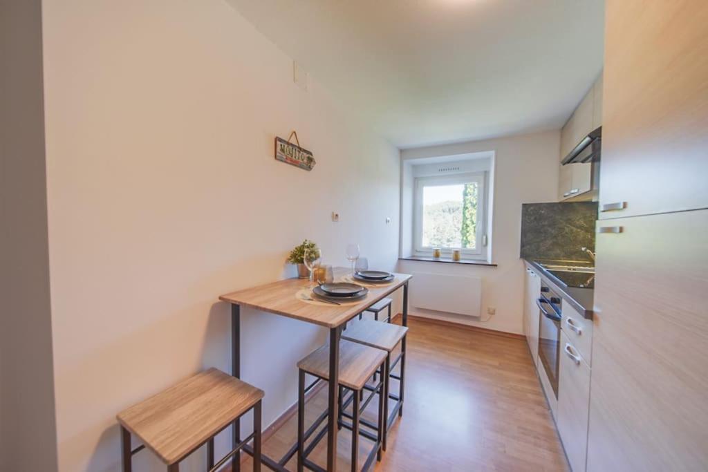 Charmant Appartement 2 Chambres Proche Luxembourg Rédange エクステリア 写真